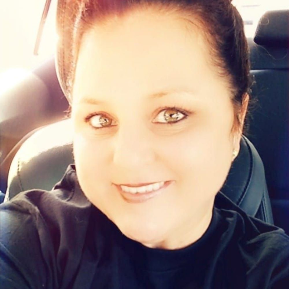 Meet your Posher, Lena